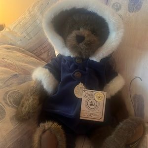 Boyds bear with original tag. Come from. Smoke and pet free home.